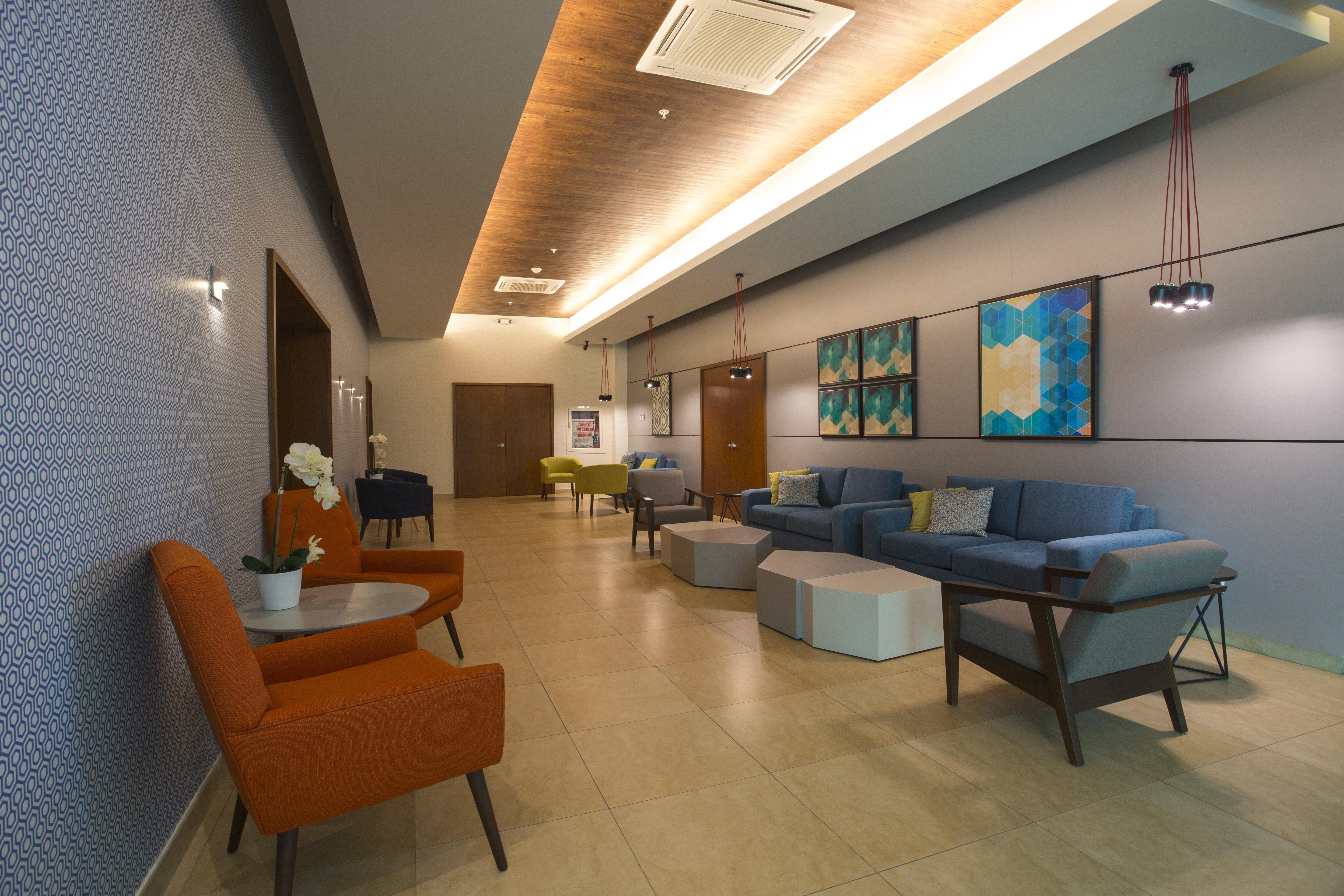Holiday Inn Express Merida By Ihg Exterior foto
