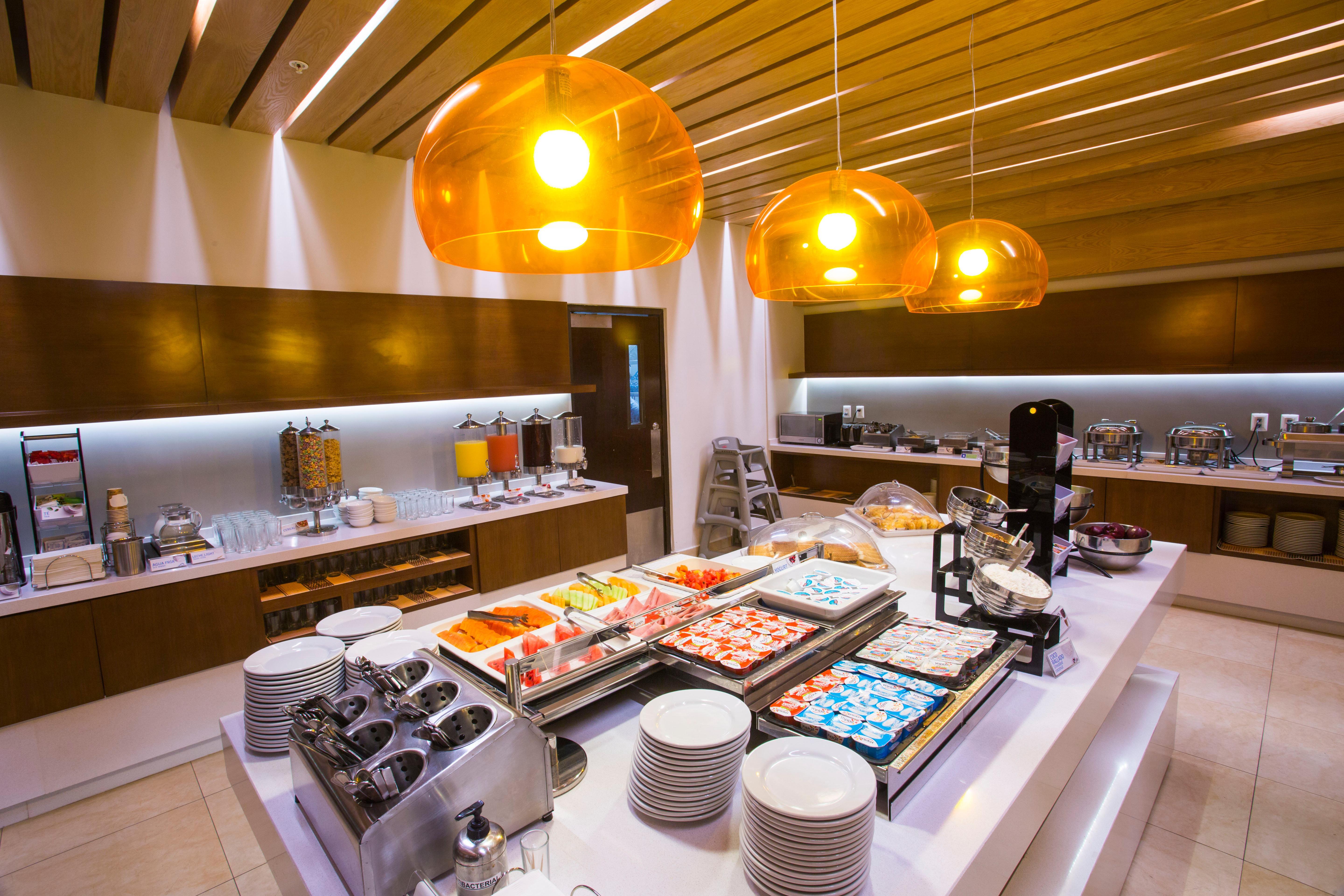 Holiday Inn Express Merida By Ihg Exterior foto