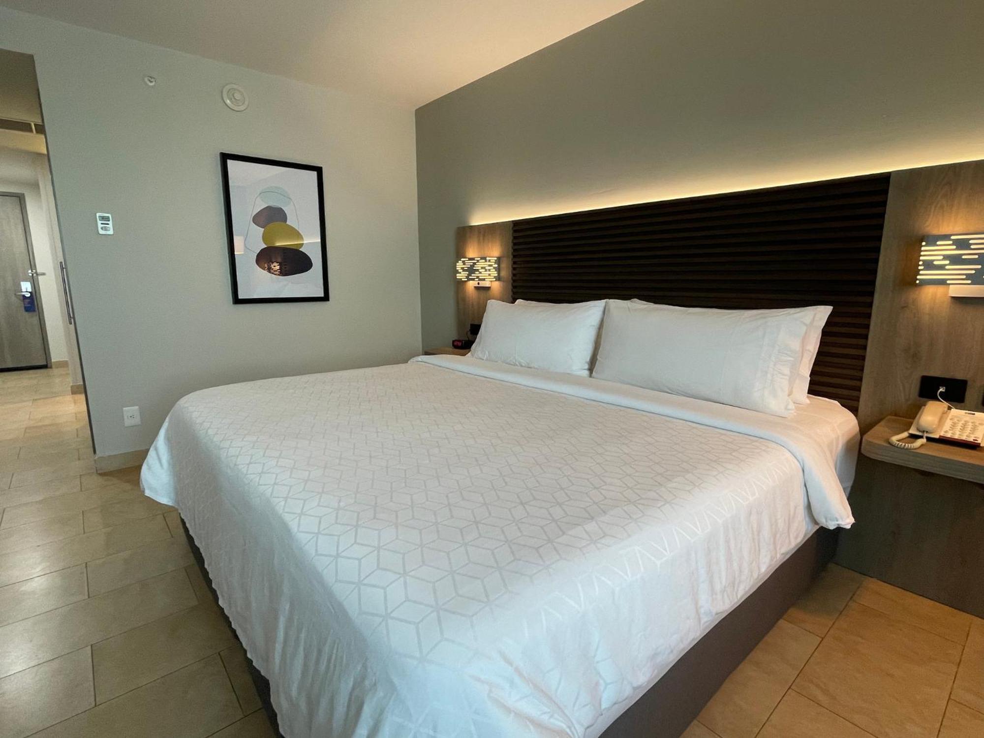 Holiday Inn Express Merida By Ihg Exterior foto